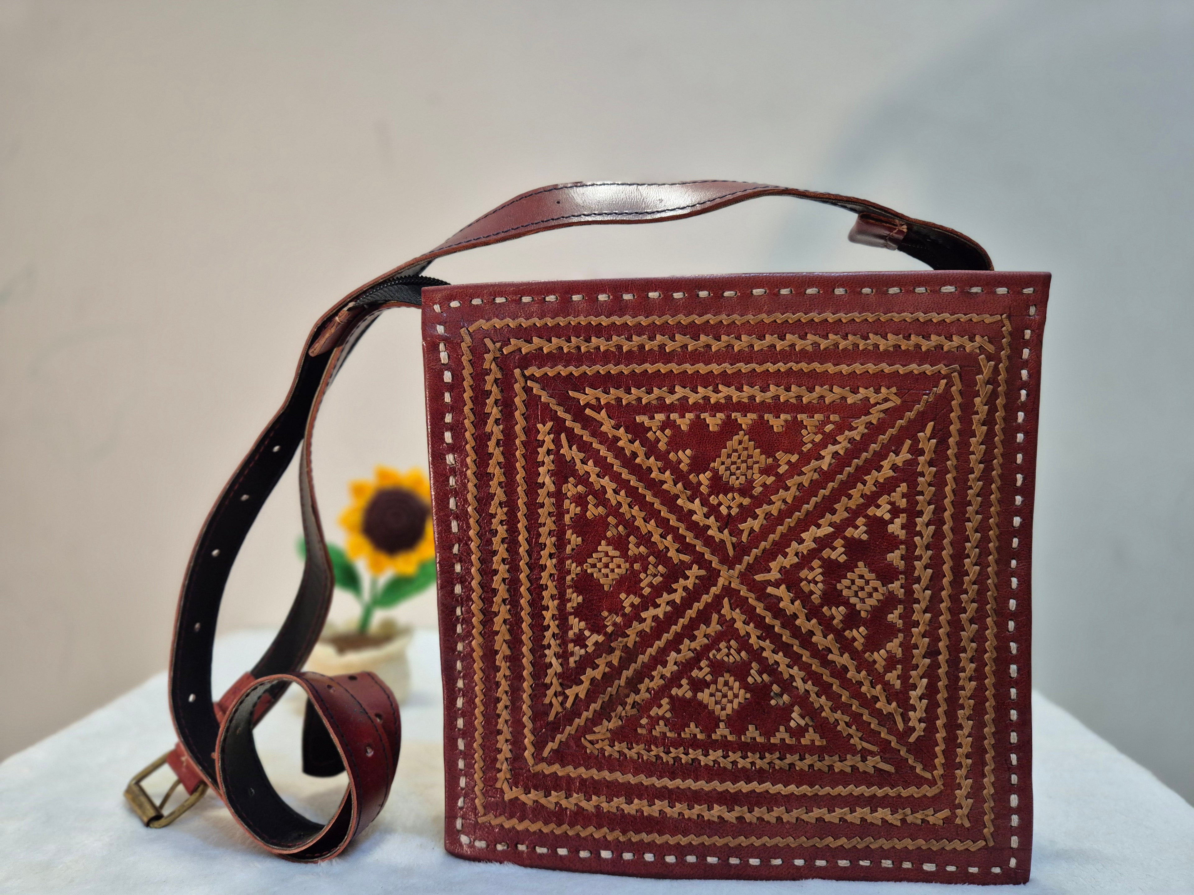 Heritage Matrix Square Sling